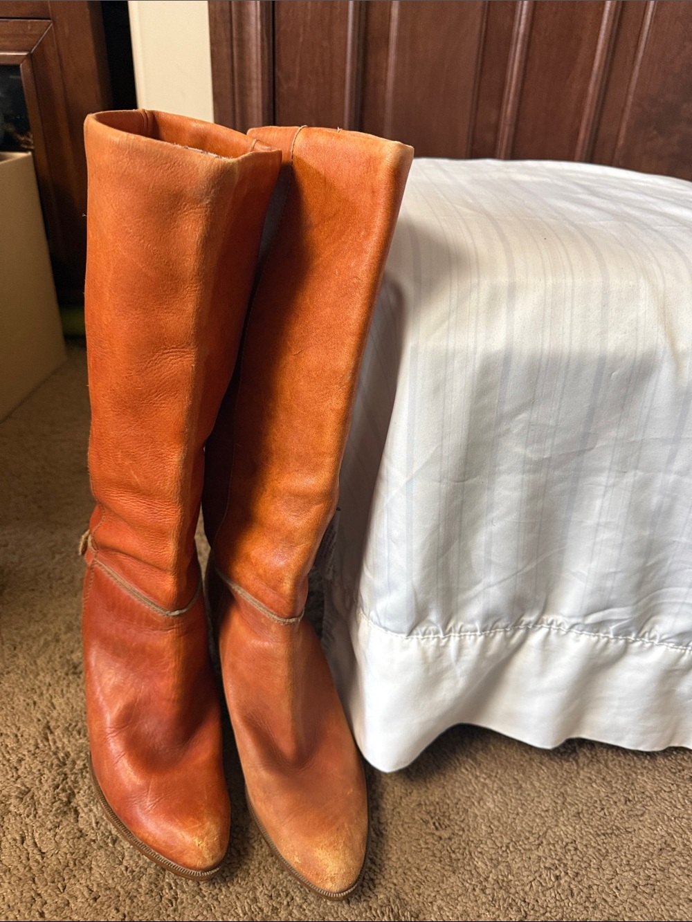 Bootlegger Classic Tall Leather Pull on Riding Boots in Cognac